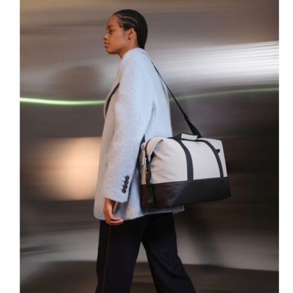 Bolso Dash Duffel (S) DA501R 25.9L Gris Gaston Luga